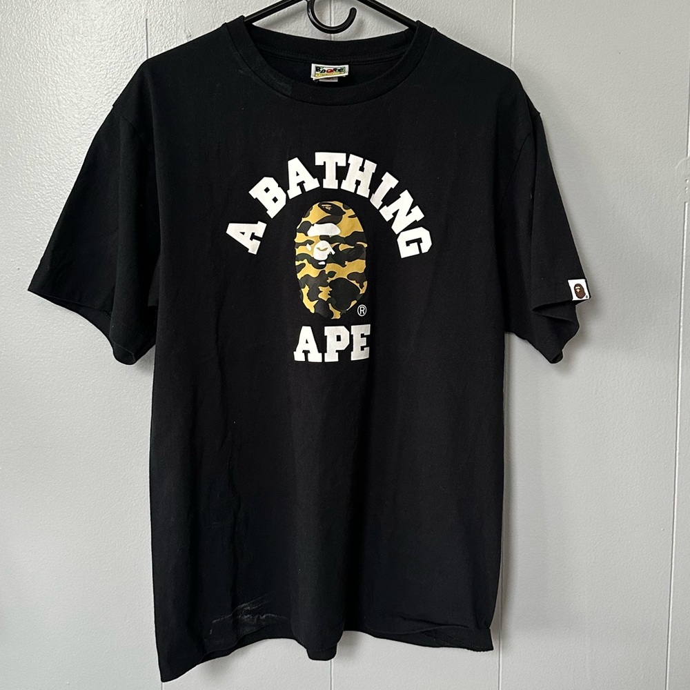 Bathing Ape BAPE T-Shirt color Black authentic size large